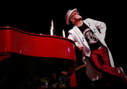 Elton Dan